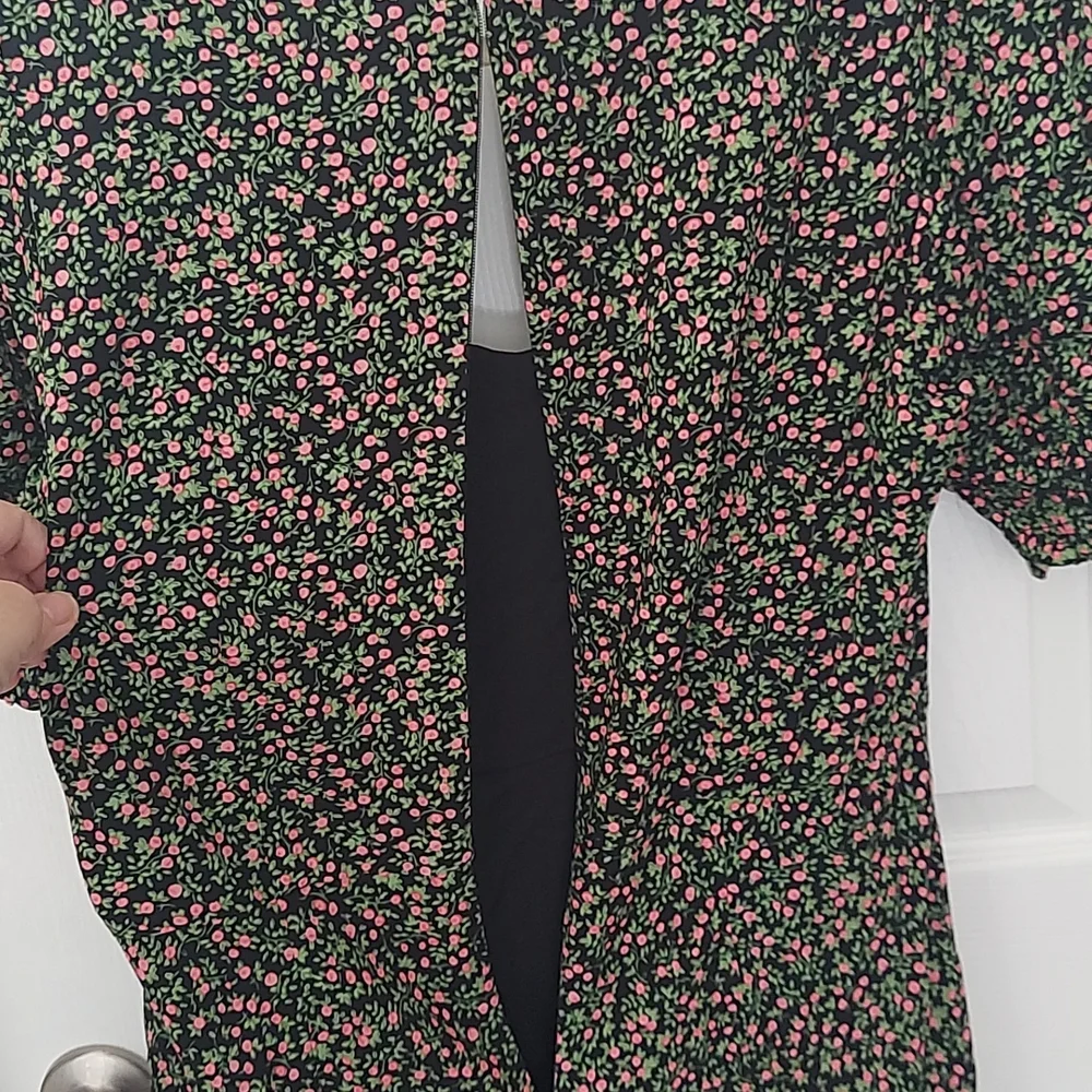 J.Crew Smocked Short Sleeve Floral Midi Dress 10 - Picture 9 of 11